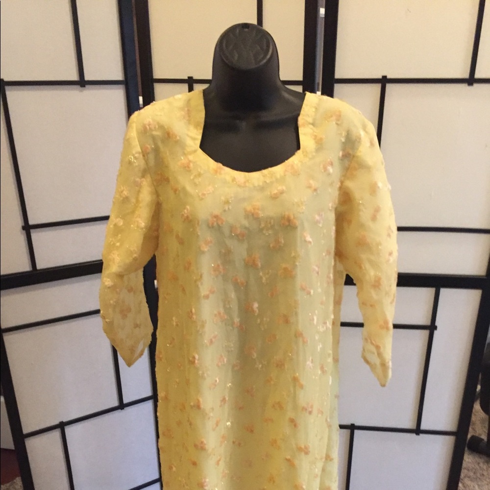 Vintage yellow long sleeve dress